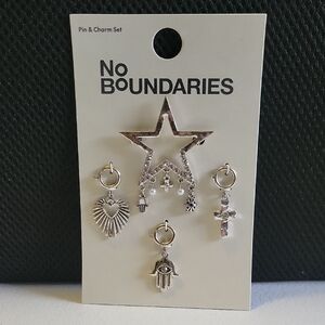 No Boundaries Silver Star Charm Set